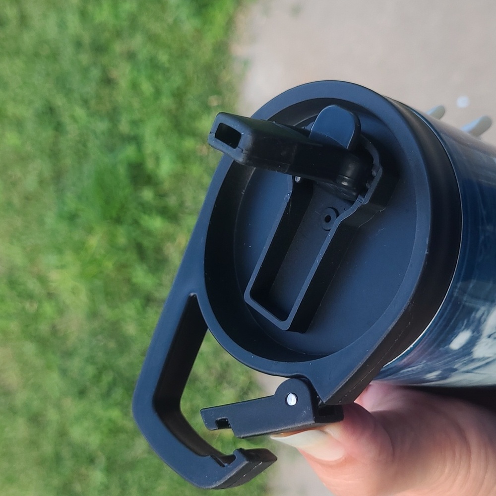 Drinkware - Picture 5 of 9